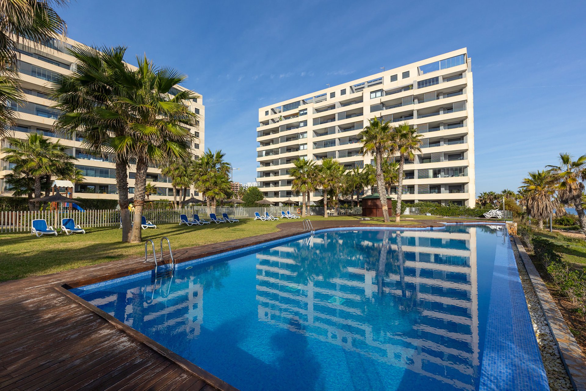 Återförsäljning - Apartment -
Torrevieja - Punta Prima