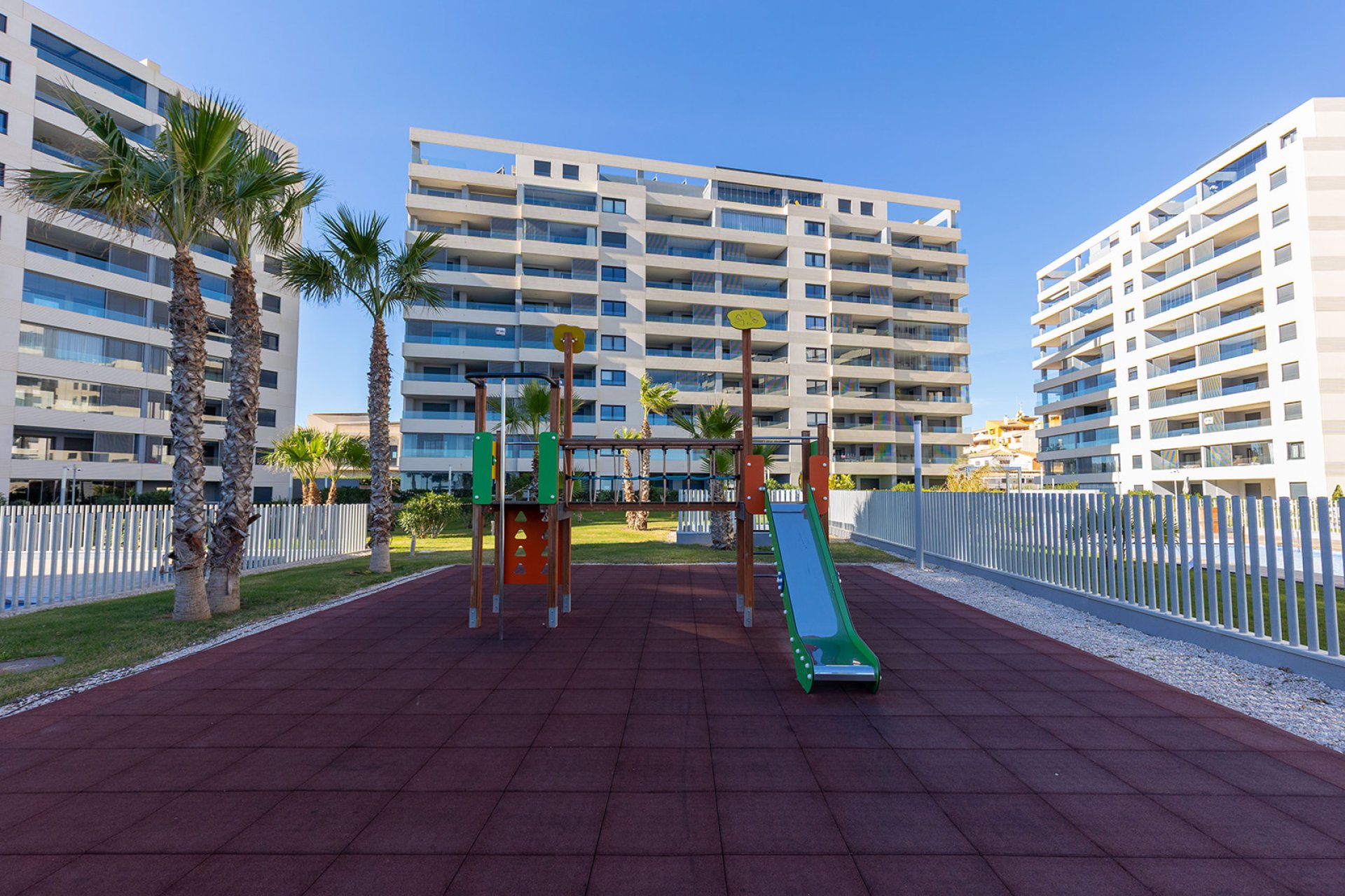 Återförsäljning - Apartment -
Torrevieja - Punta Prima