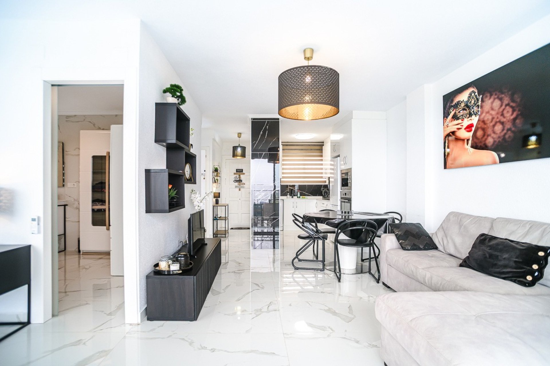 Återförsäljning - Apartment -
Torrevieja - Punta Prima