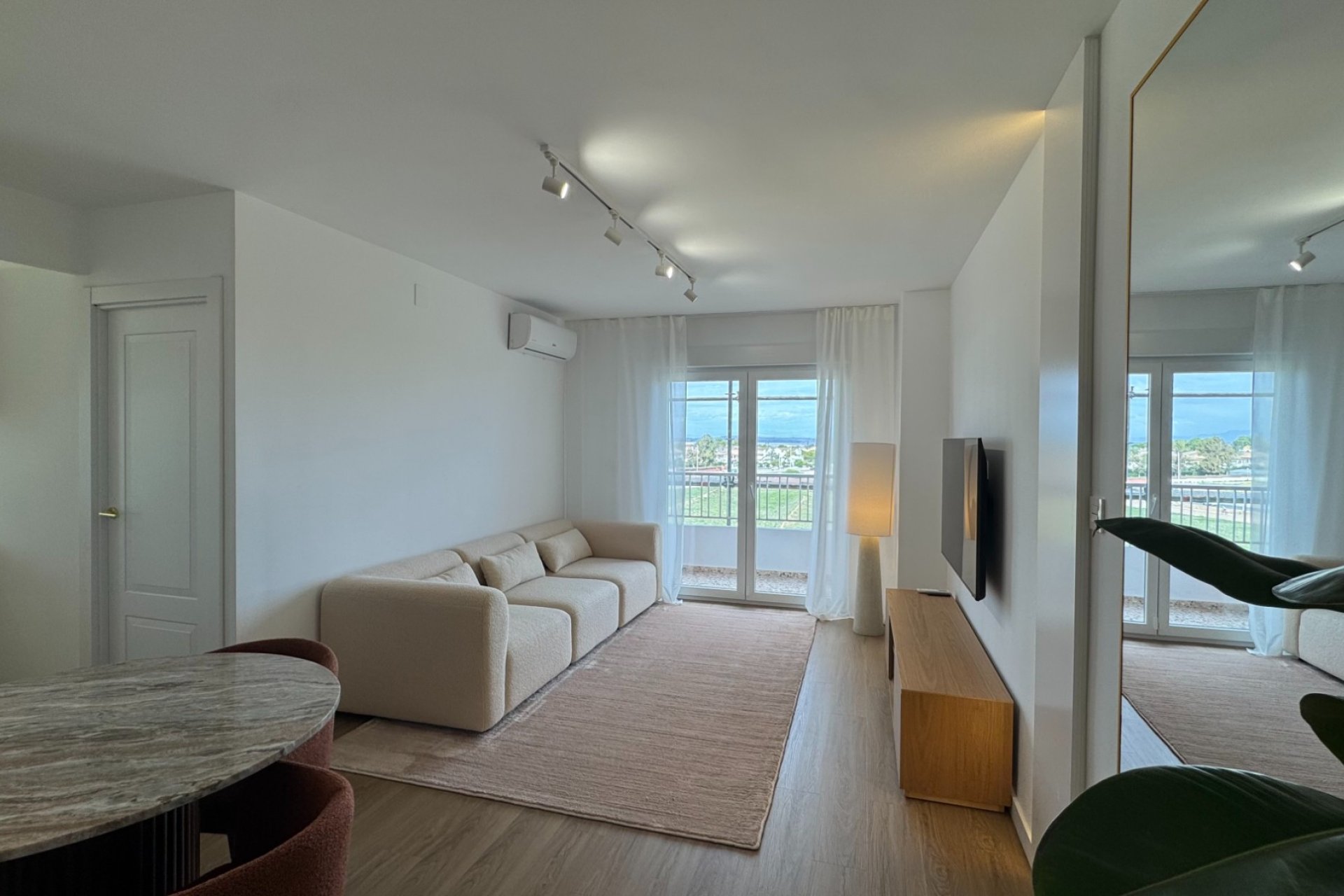 Återförsäljning - Apartment -
Torrevieja - Punta Prima