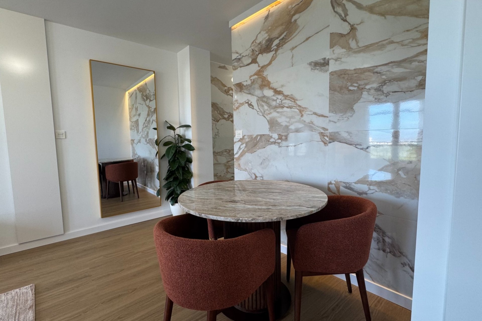 Återförsäljning - Apartment -
Torrevieja - Punta Prima