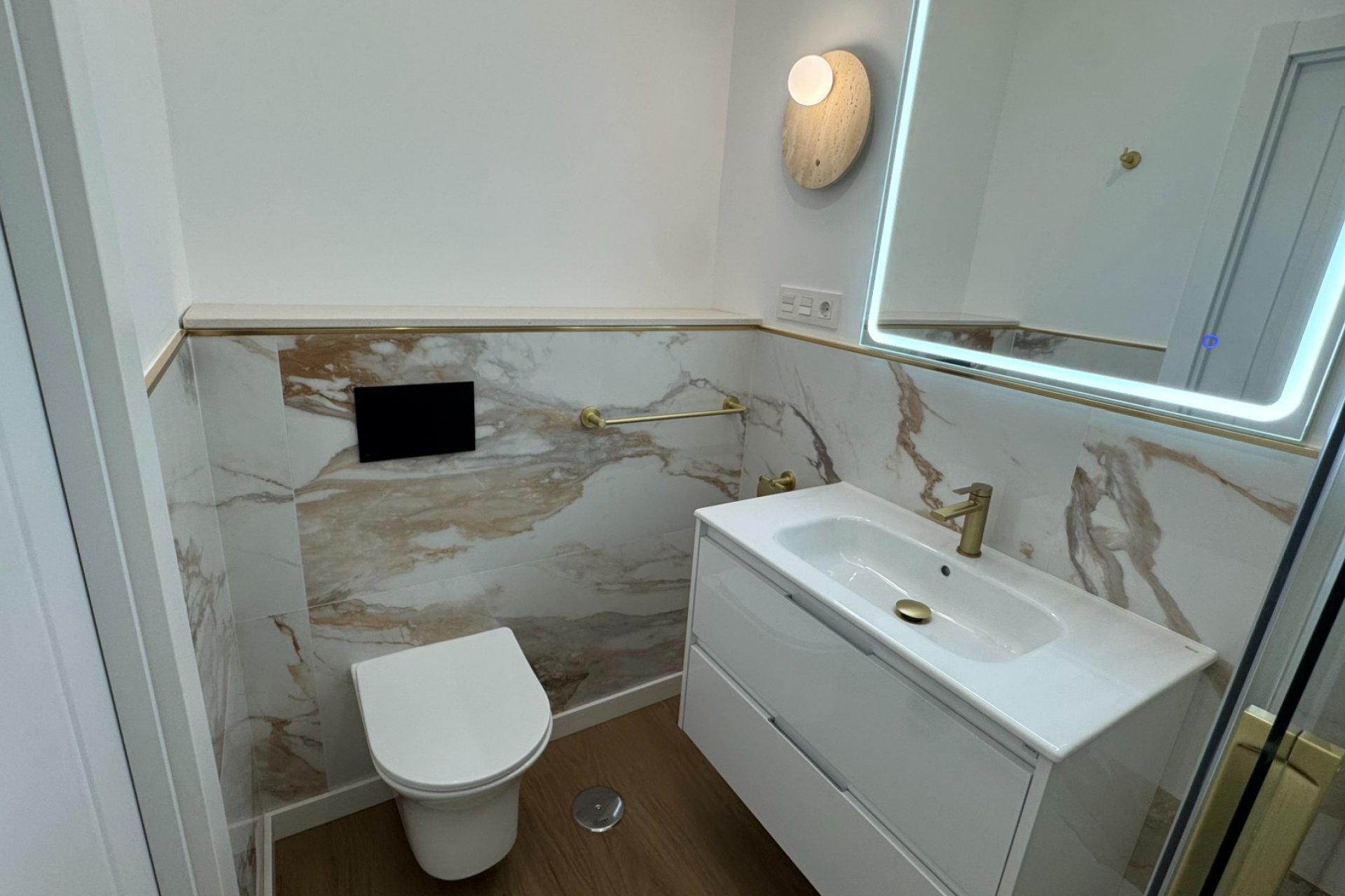 Återförsäljning - Apartment -
Torrevieja - Punta Prima