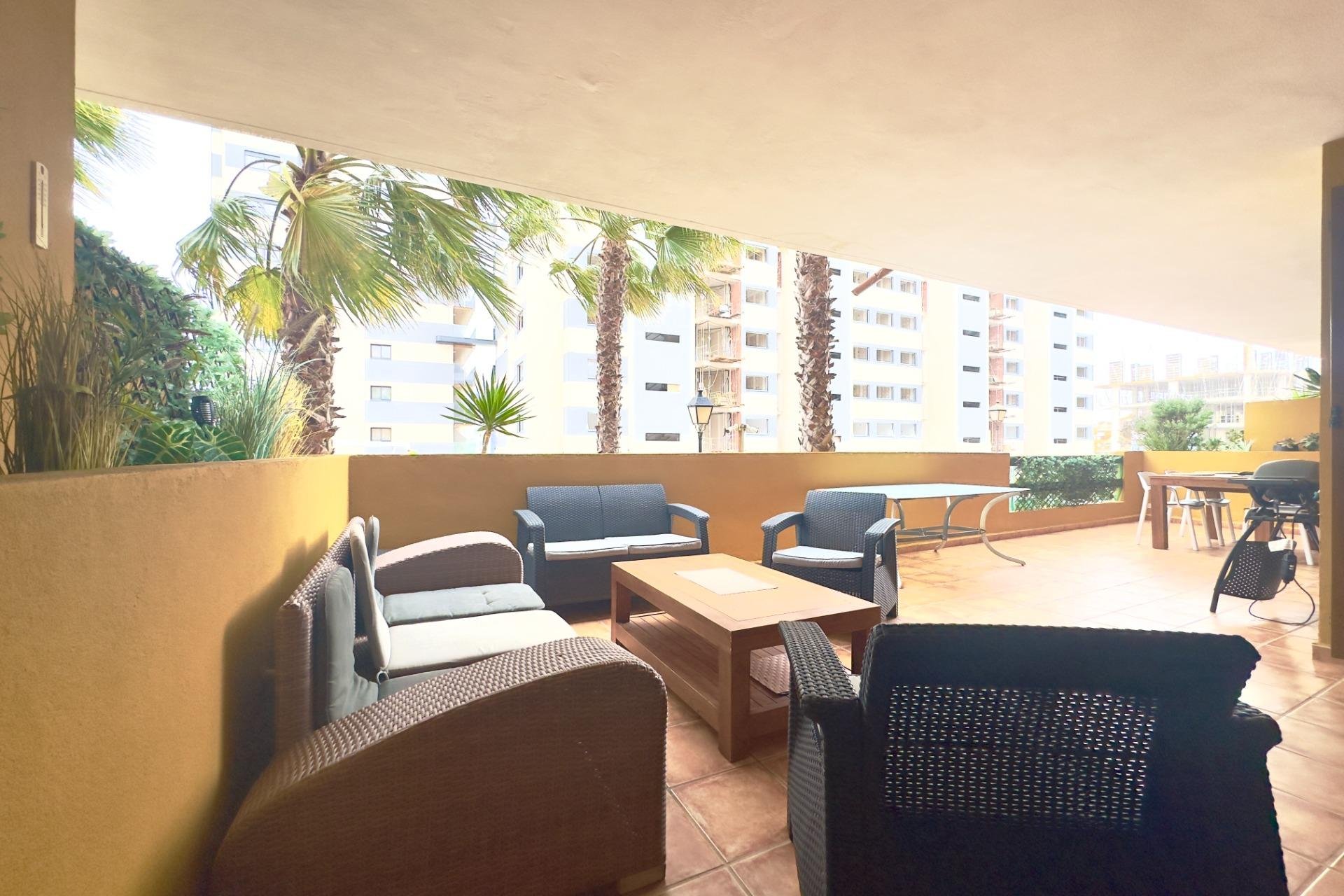 Återförsäljning - Apartment -
Torrevieja - Punta prima