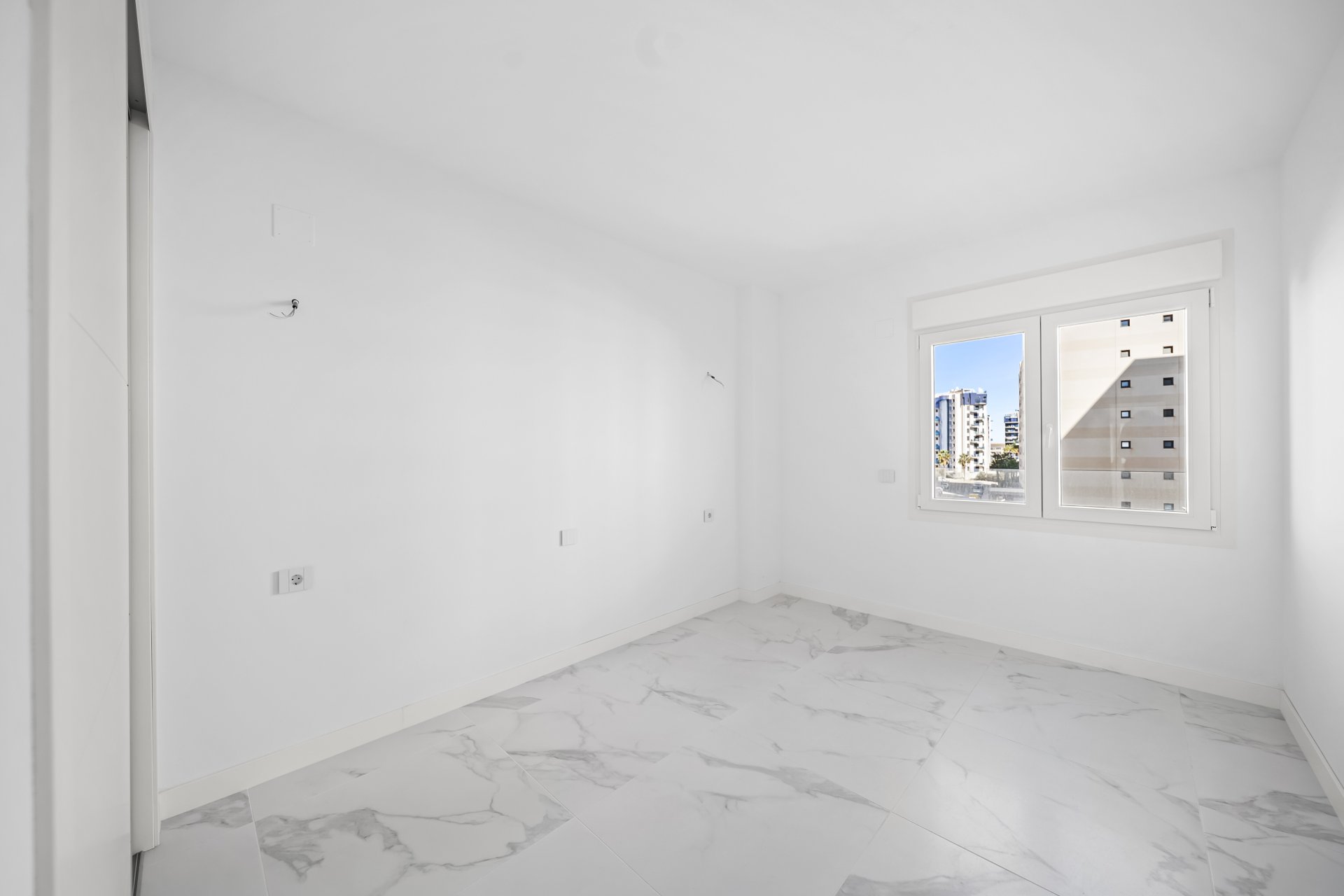 Återförsäljning - Apartment -
Torrevieja - Punta prima