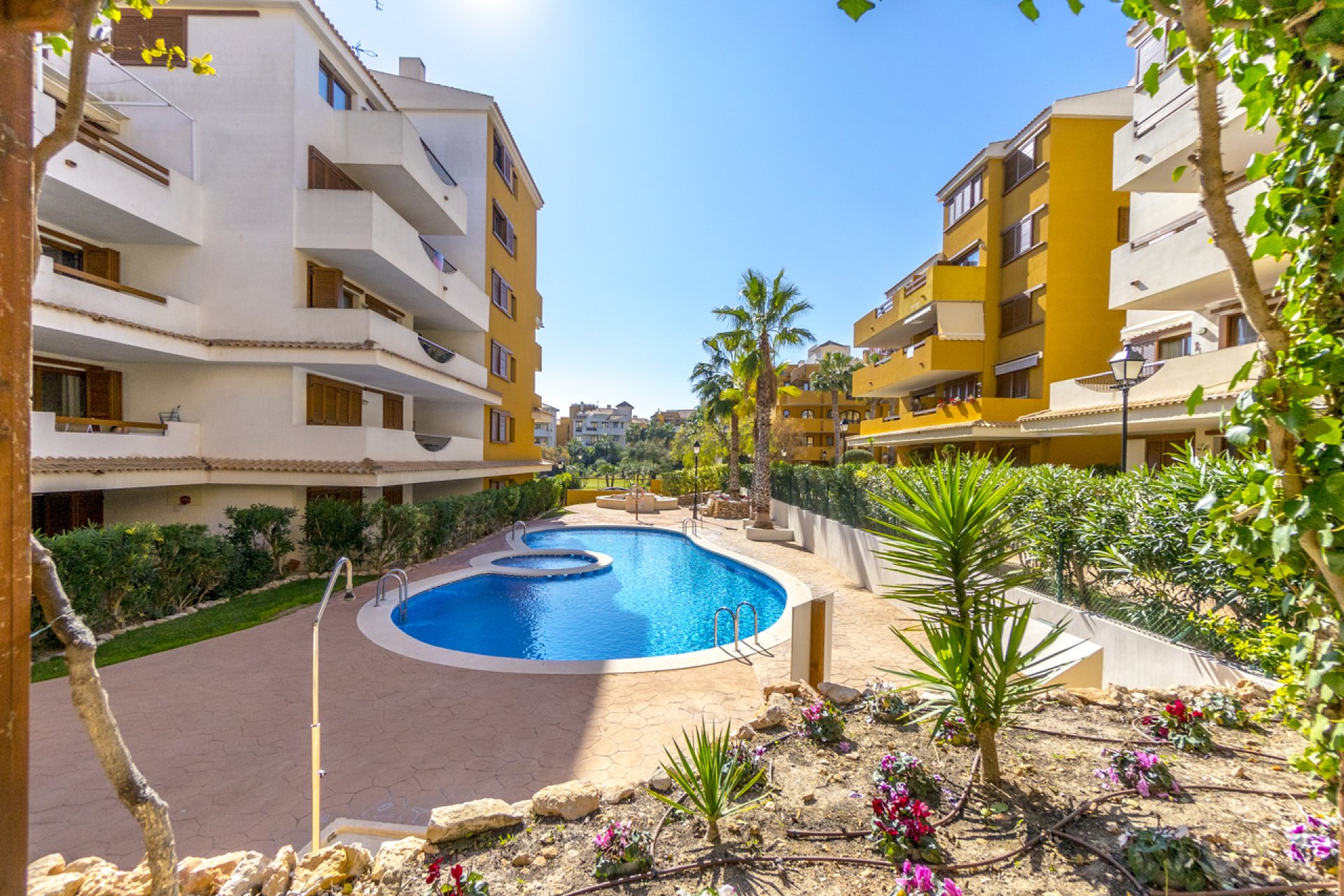Återförsäljning - Apartment -
Torrevieja - Punta Prima