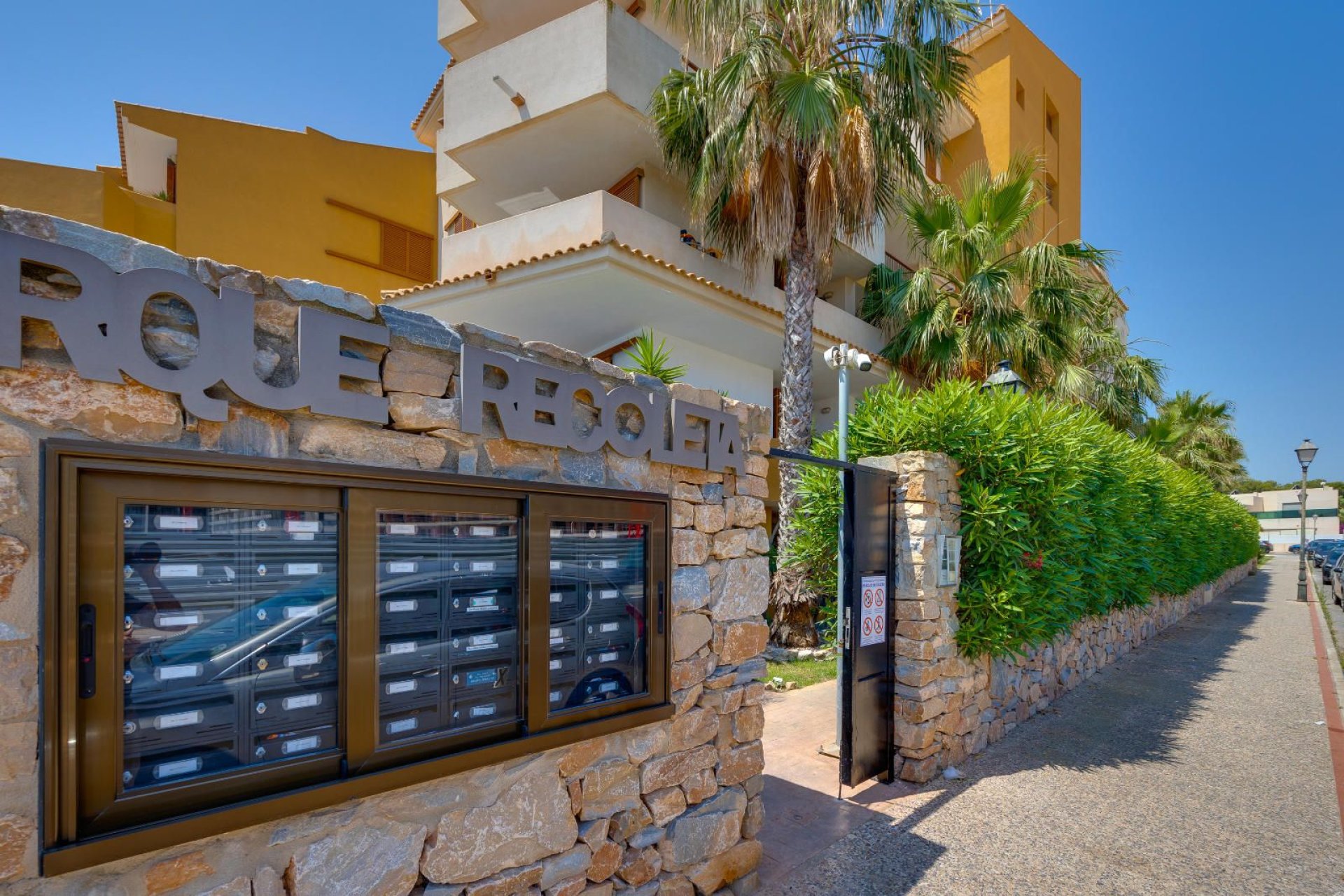Återförsäljning - Apartment -
Torrevieja - Punta Prima