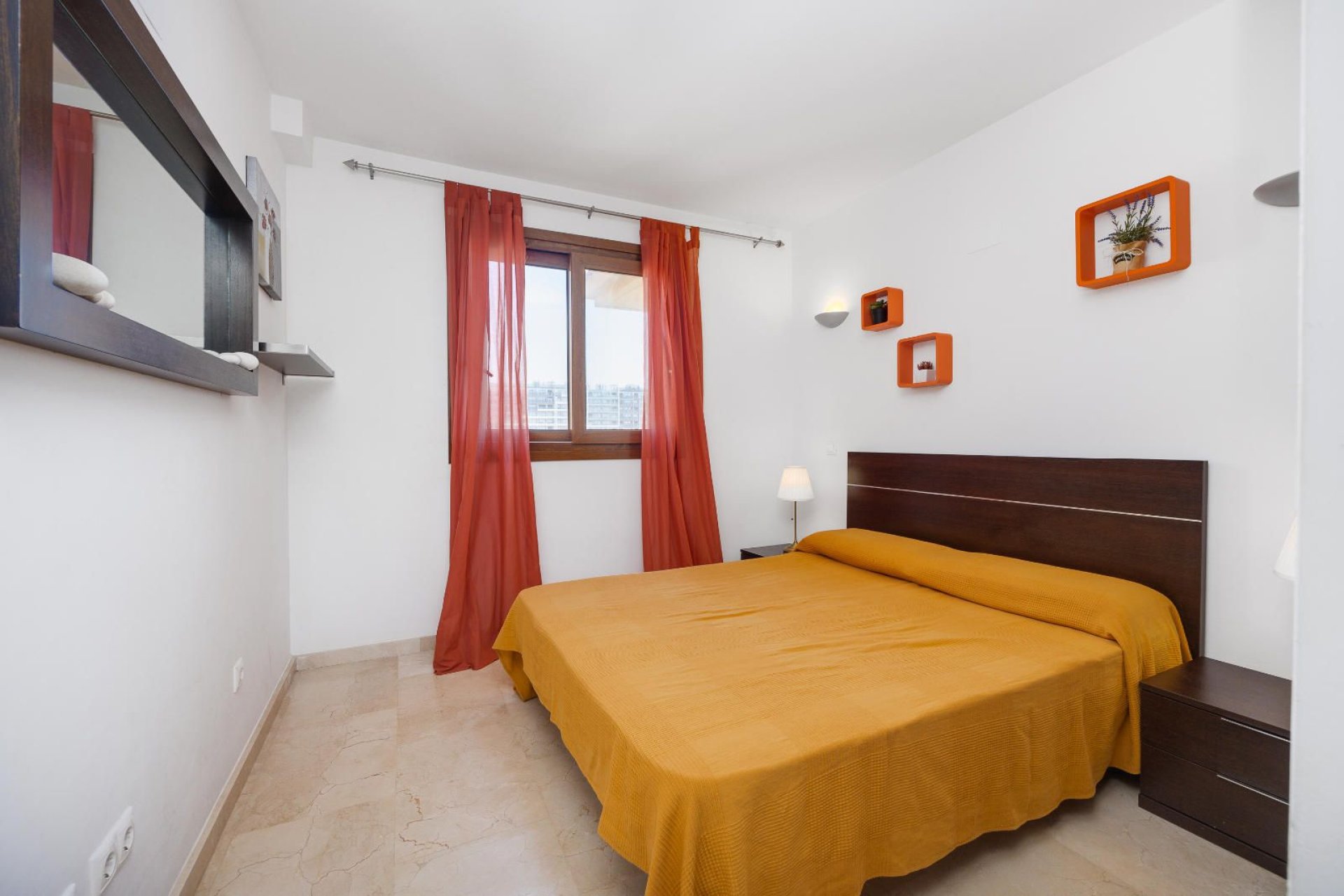 Återförsäljning - Apartment -
Torrevieja - Punta Prima
