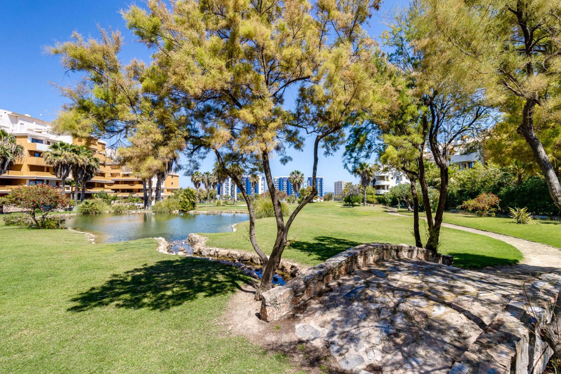 Återförsäljning - Apartment -
Torrevieja - Punta Prima