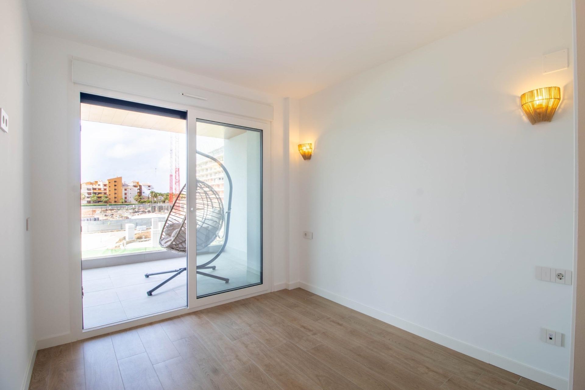 Återförsäljning - Apartment -
Torrevieja - Punta prima