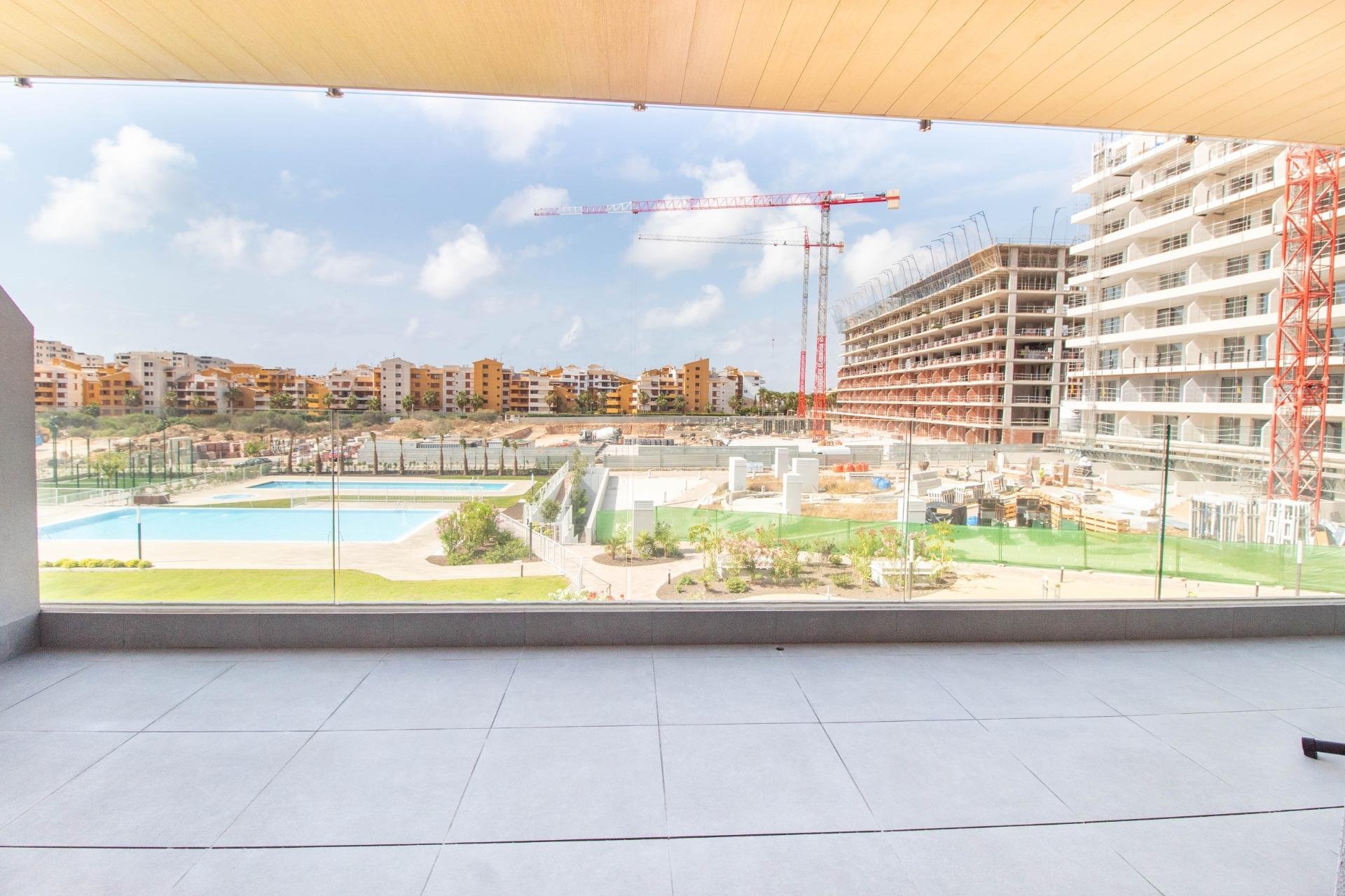 Återförsäljning - Apartment -
Torrevieja - Punta prima