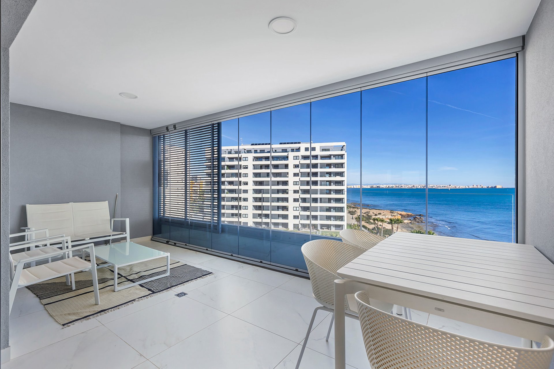 Återförsäljning - Apartment -
Torrevieja - Punta Prima