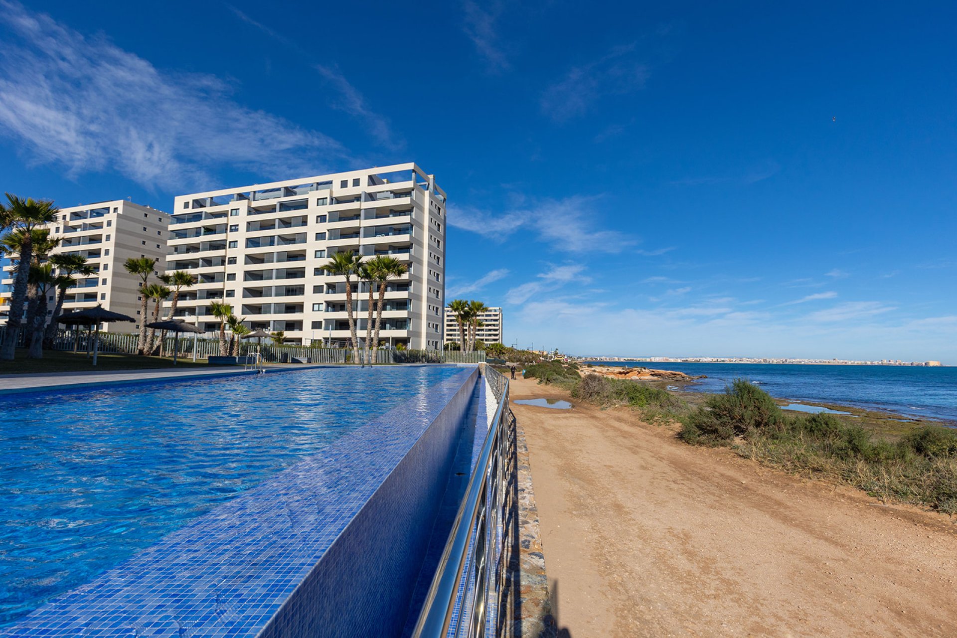 Återförsäljning - Apartment -
Torrevieja - Punta Prima