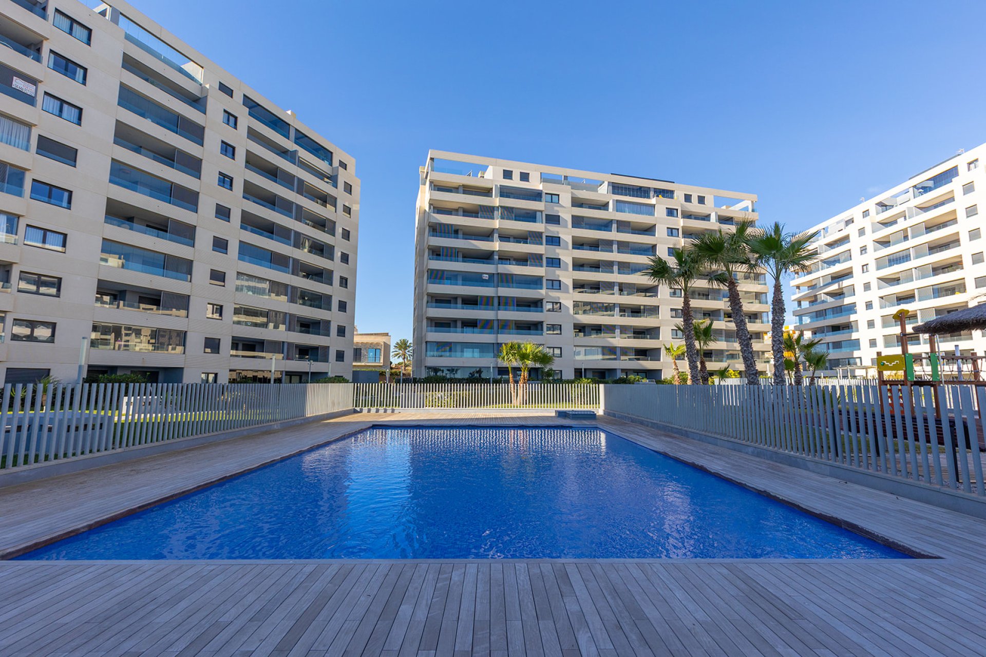 Återförsäljning - Apartment -
Torrevieja - Punta Prima