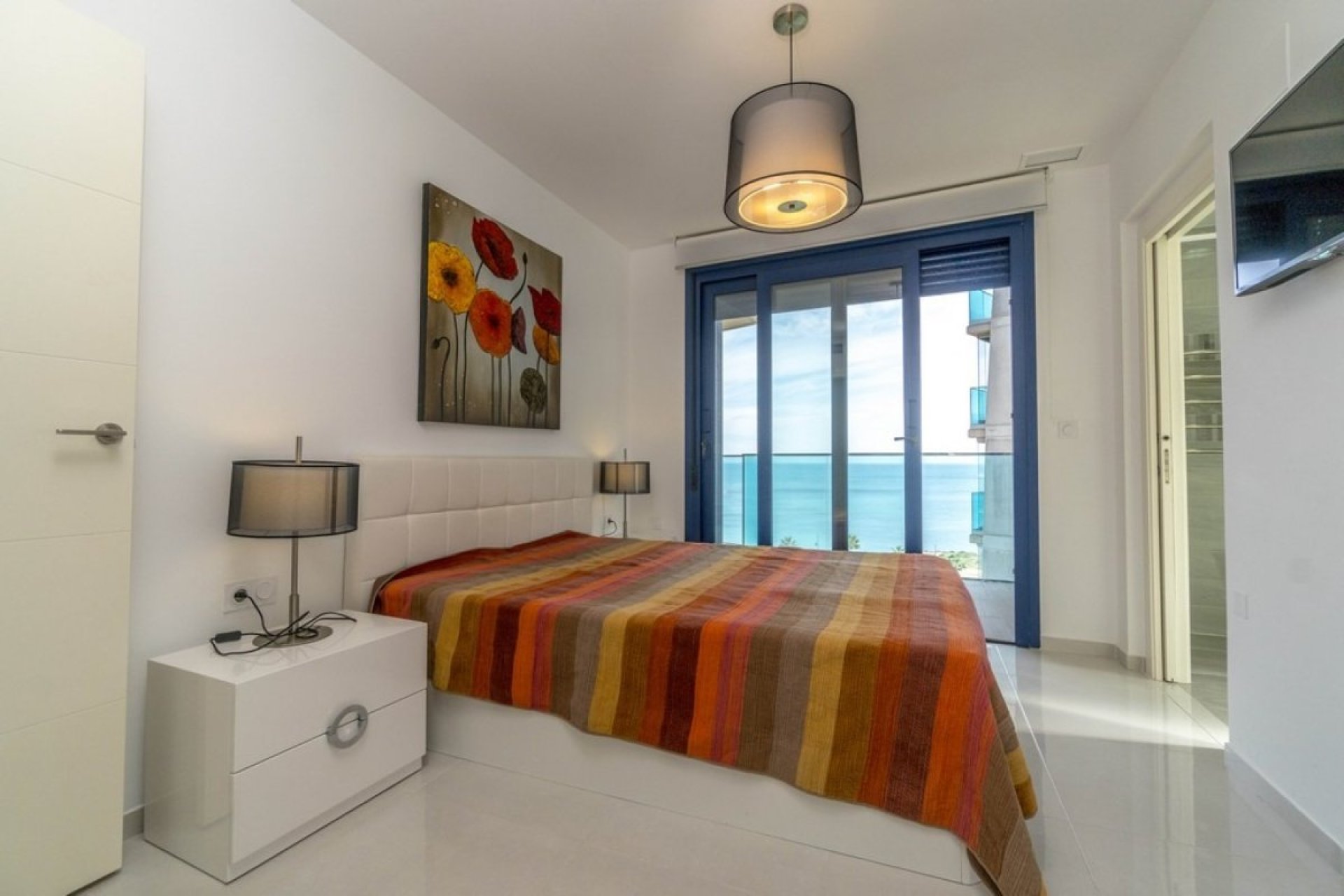 Återförsäljning - Apartment -
Torrevieja - Punta prima