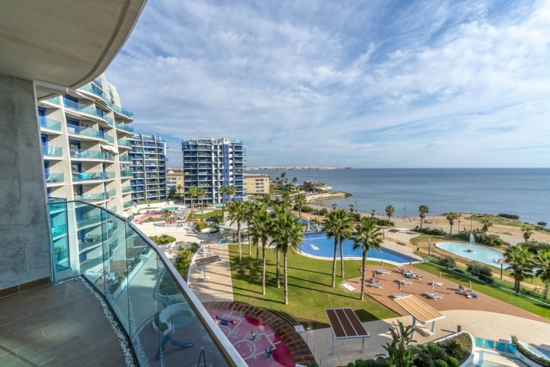 Återförsäljning - Apartment -
Torrevieja - Punta prima