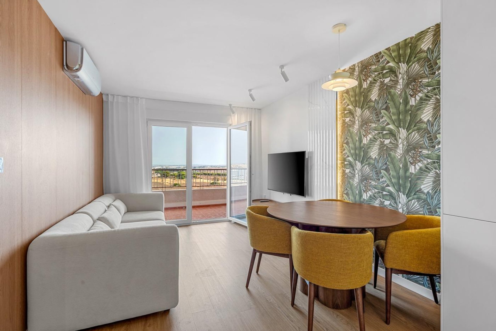 Återförsäljning - Apartment -
Torrevieja - Punta prima