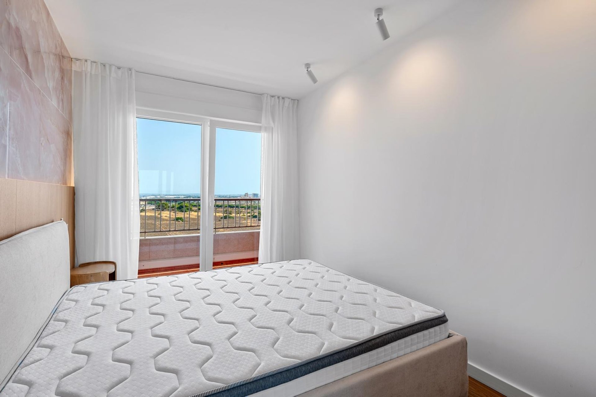 Återförsäljning - Apartment -
Torrevieja - Punta prima