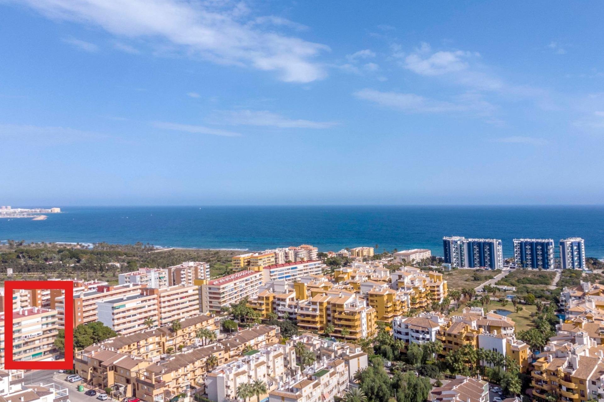 Återförsäljning - Apartment -
Torrevieja - Punta prima