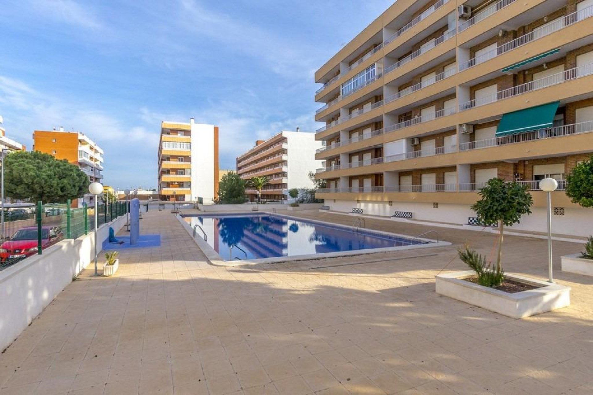 Återförsäljning - Apartment -
Torrevieja - Punta prima