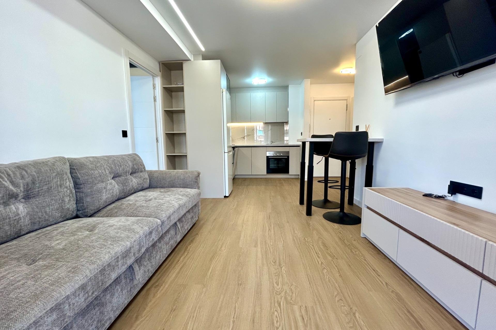 Återförsäljning - Apartment -
Torrevieja - Punta prima