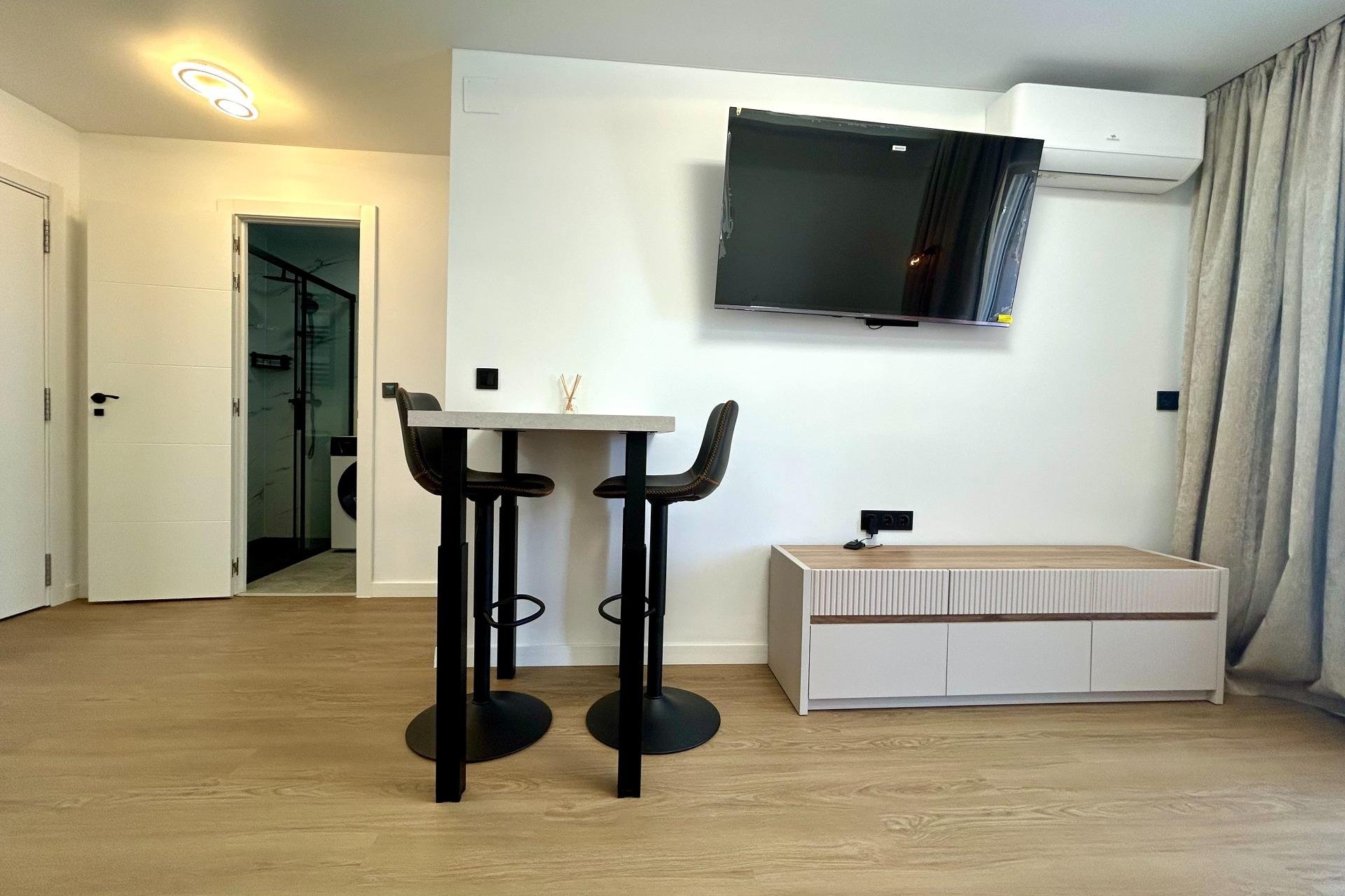 Återförsäljning - Apartment -
Torrevieja - Punta prima