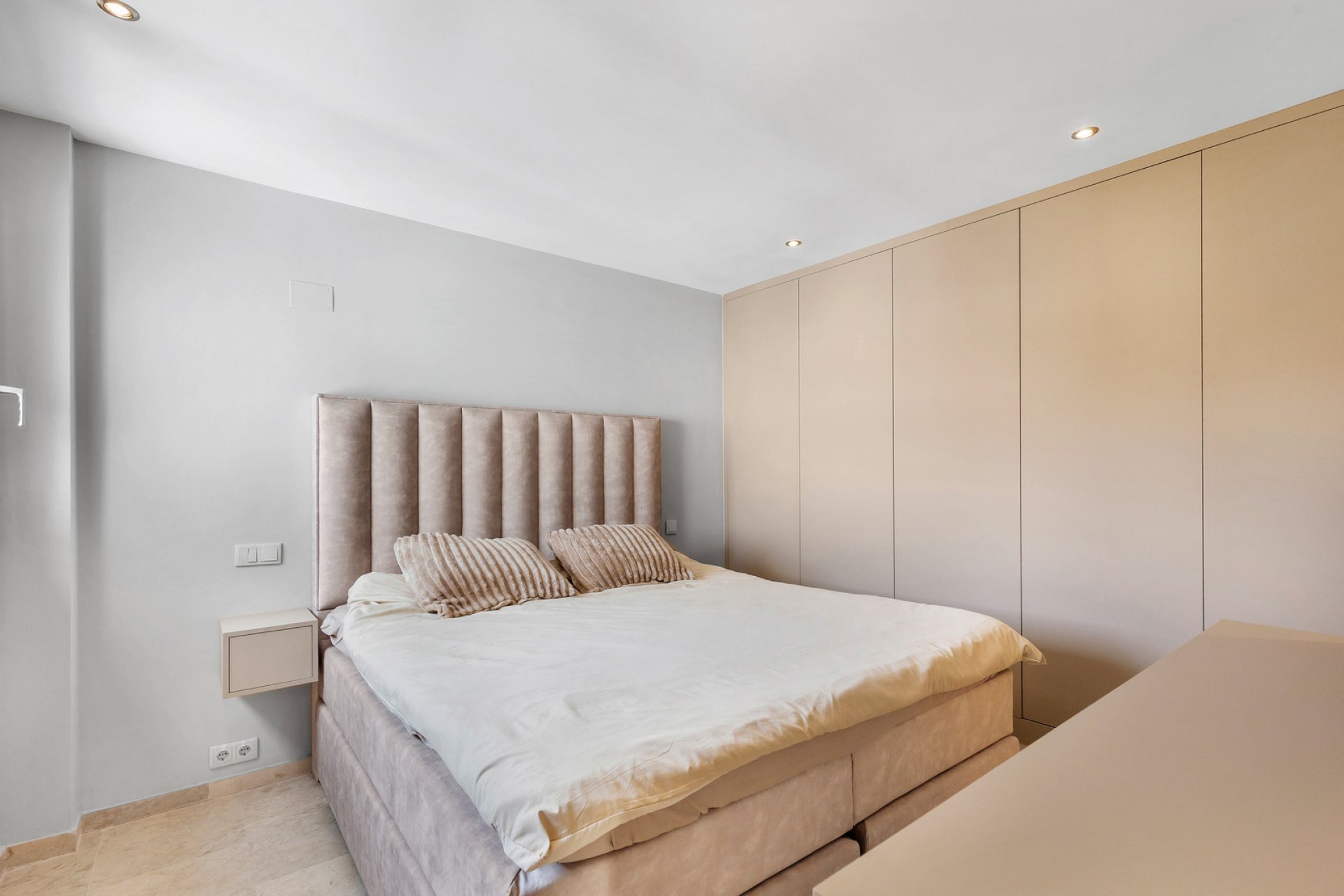 Återförsäljning - Apartment -
Torrevieja - Punta Prima