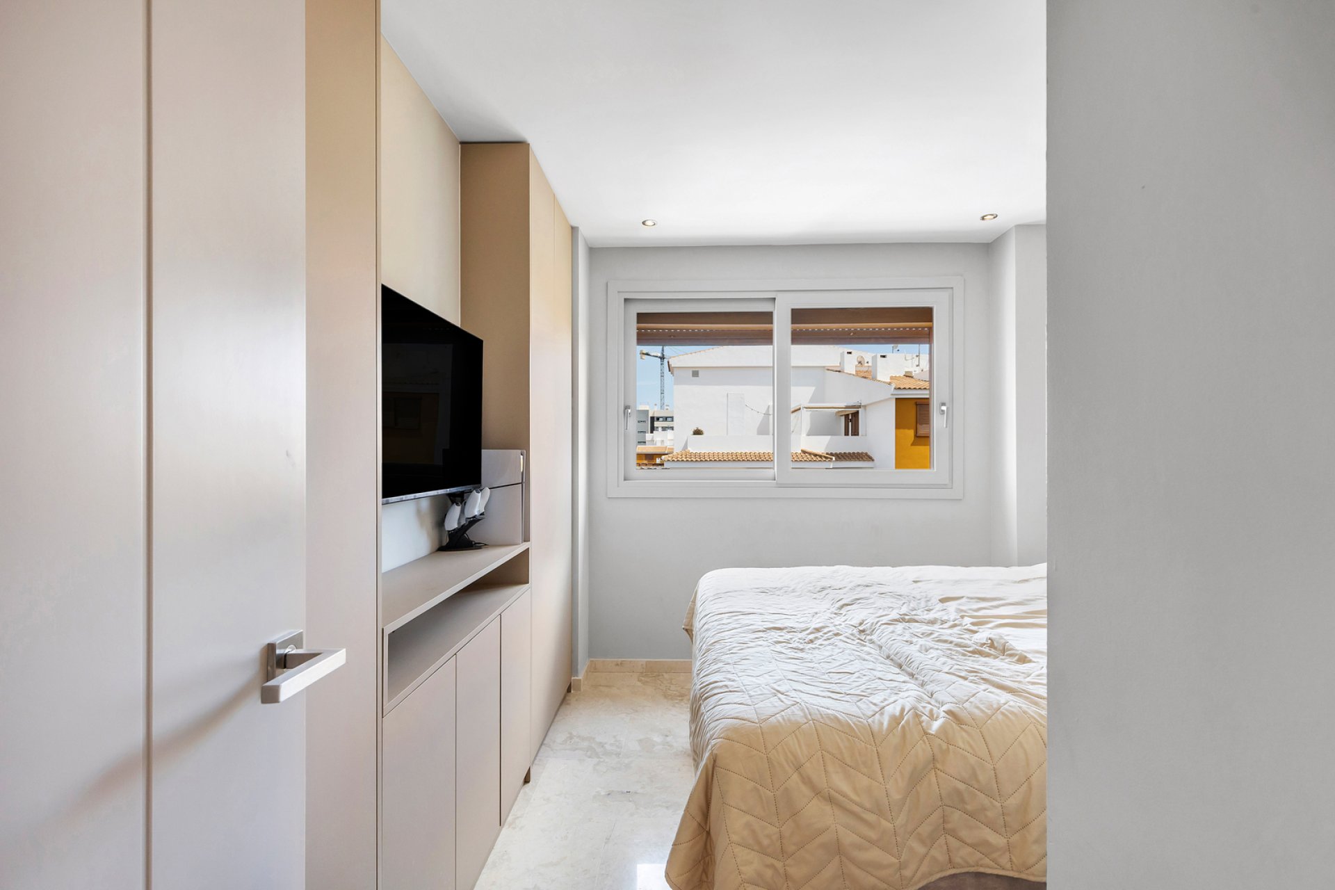 Återförsäljning - Apartment -
Torrevieja - Punta Prima