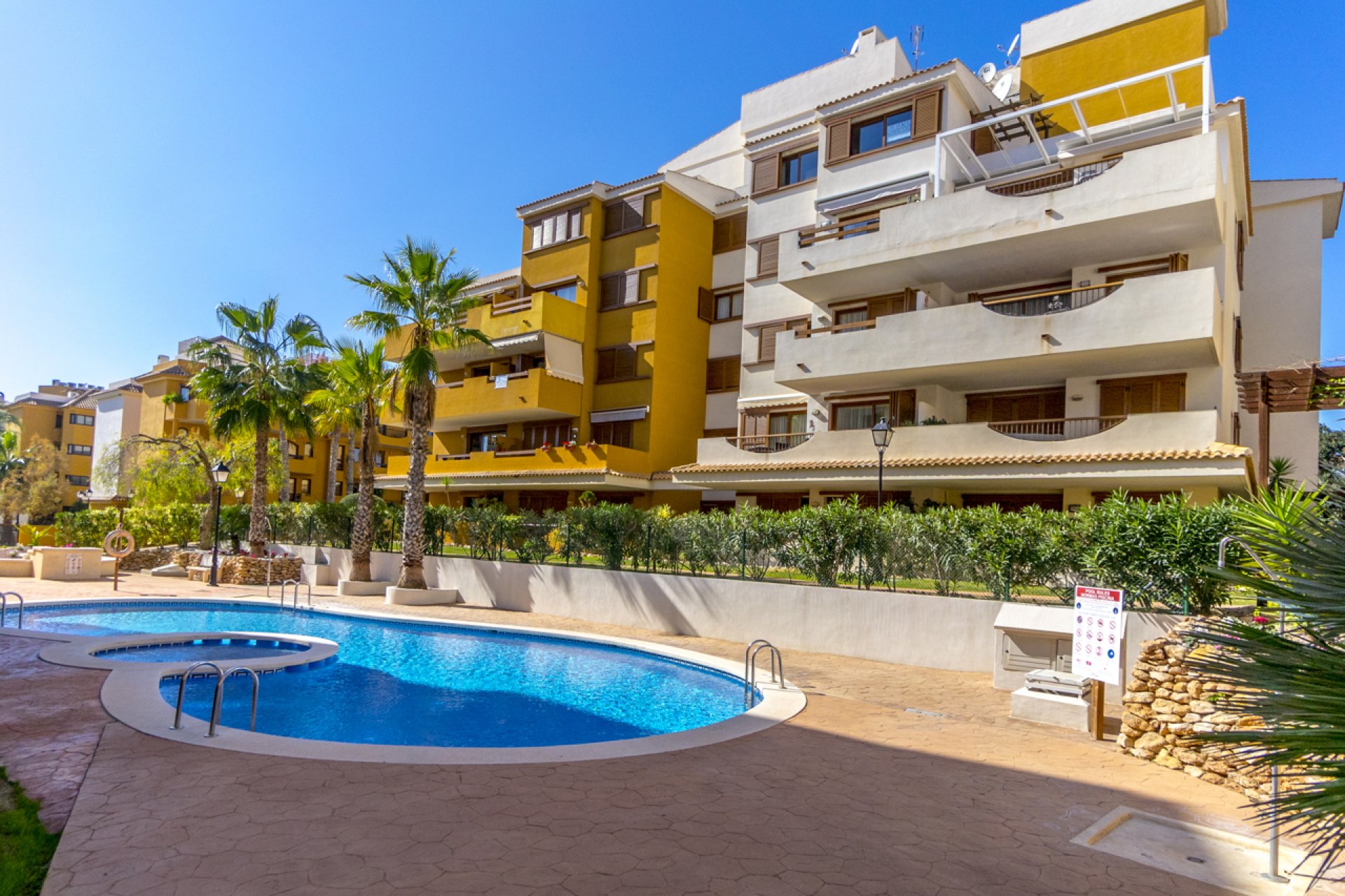 Återförsäljning - Apartment -
Torrevieja - Punta Prima