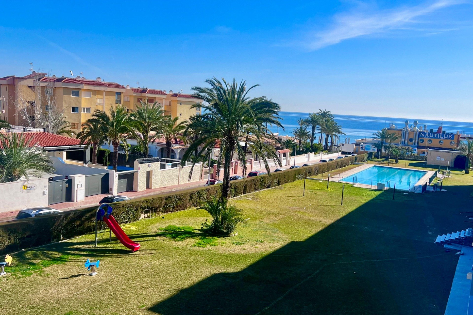 Återförsäljning - Apartment -
Torrevieja - Punta prima