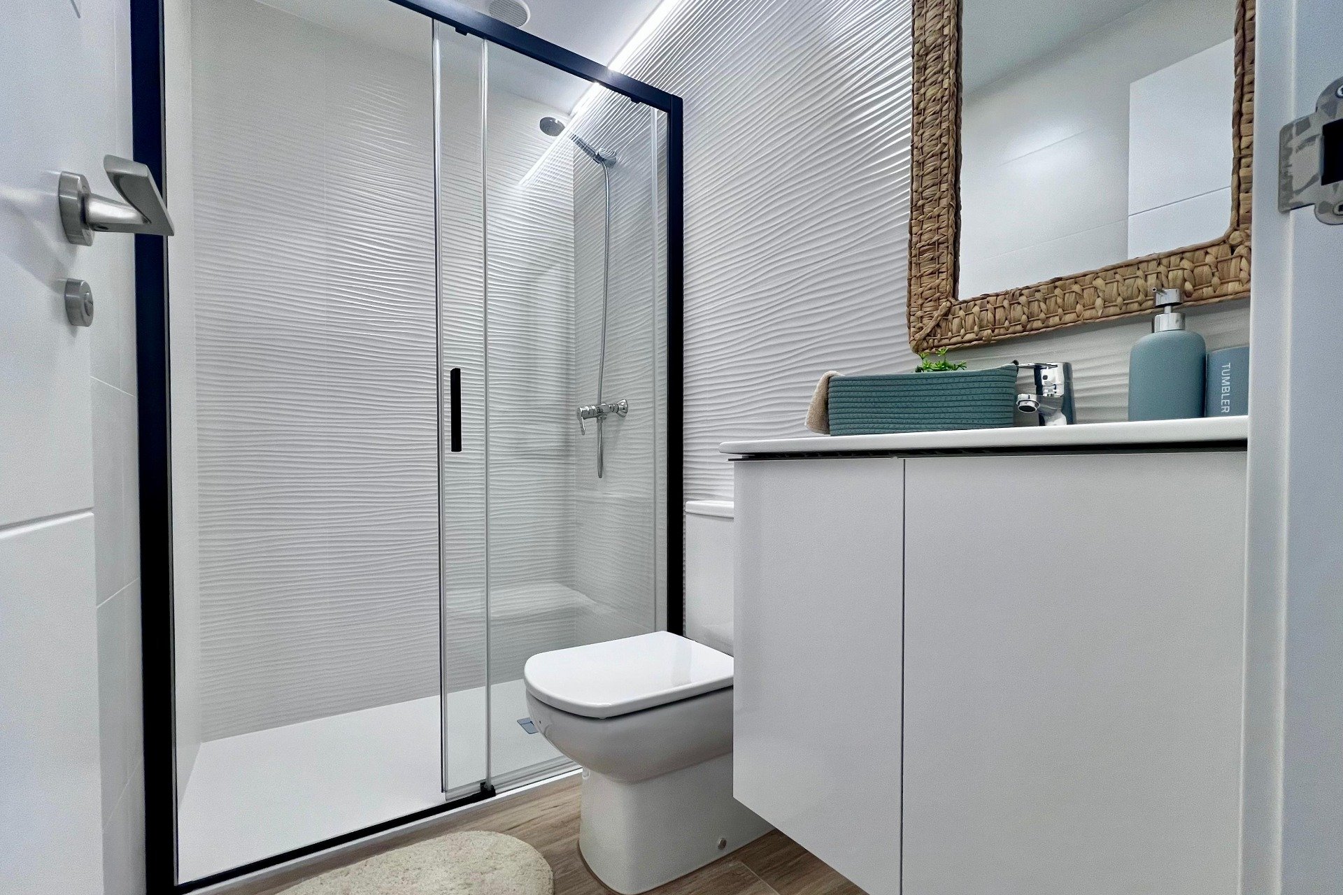 Återförsäljning - Apartment -
Torrevieja - Punta prima