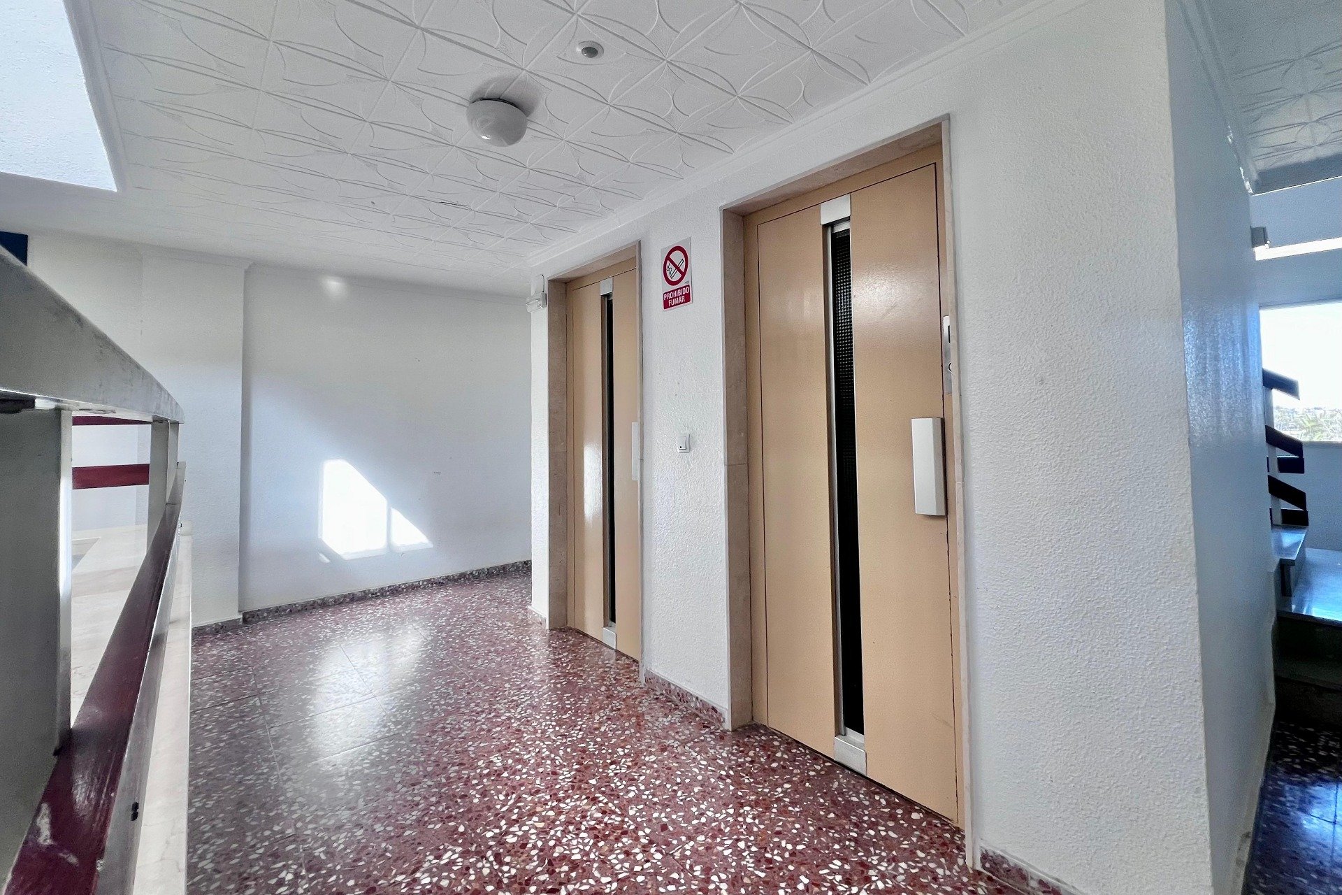 Återförsäljning - Apartment -
Torrevieja - Punta prima