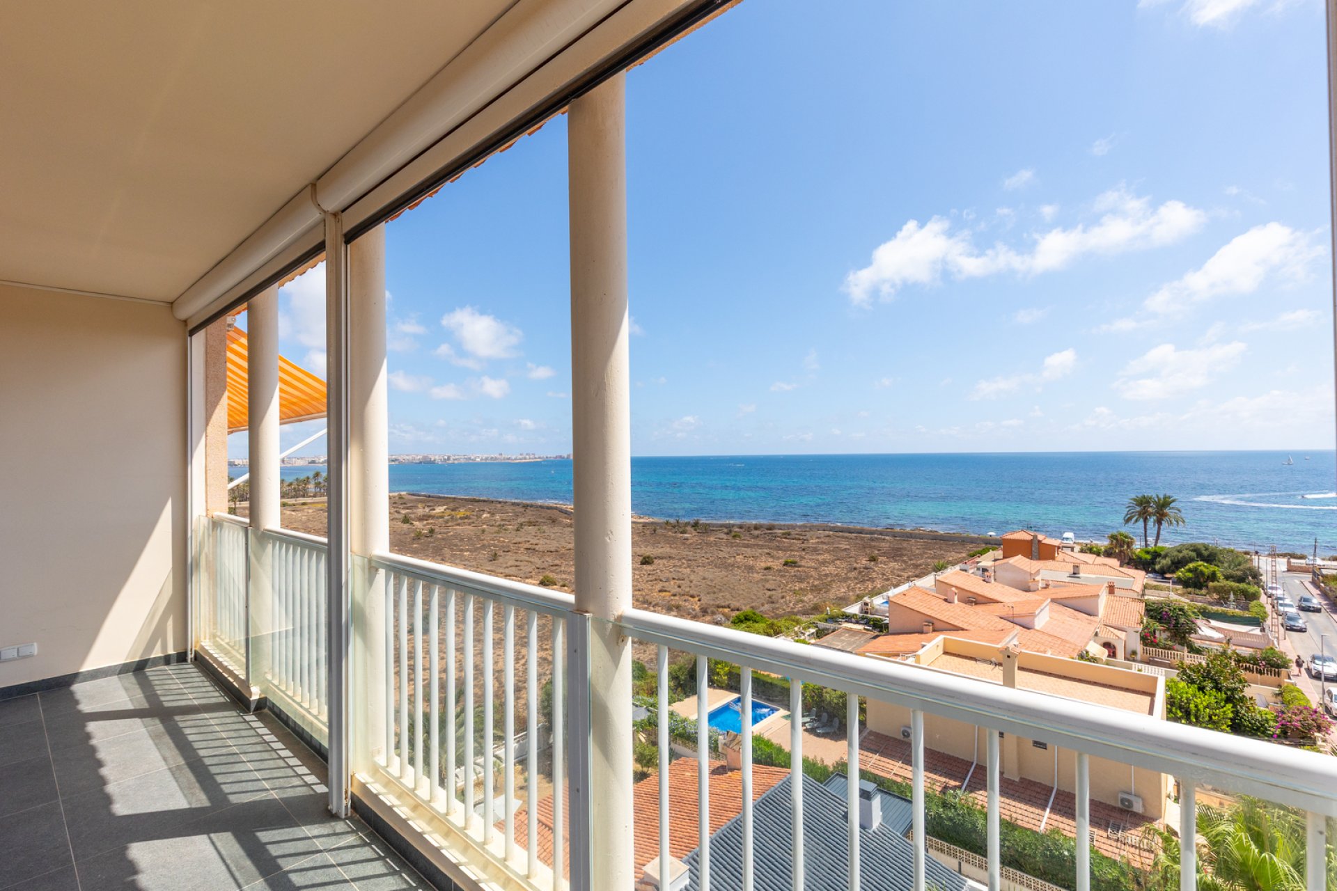 Återförsäljning - Apartment -
Torrevieja - Rocio del mar