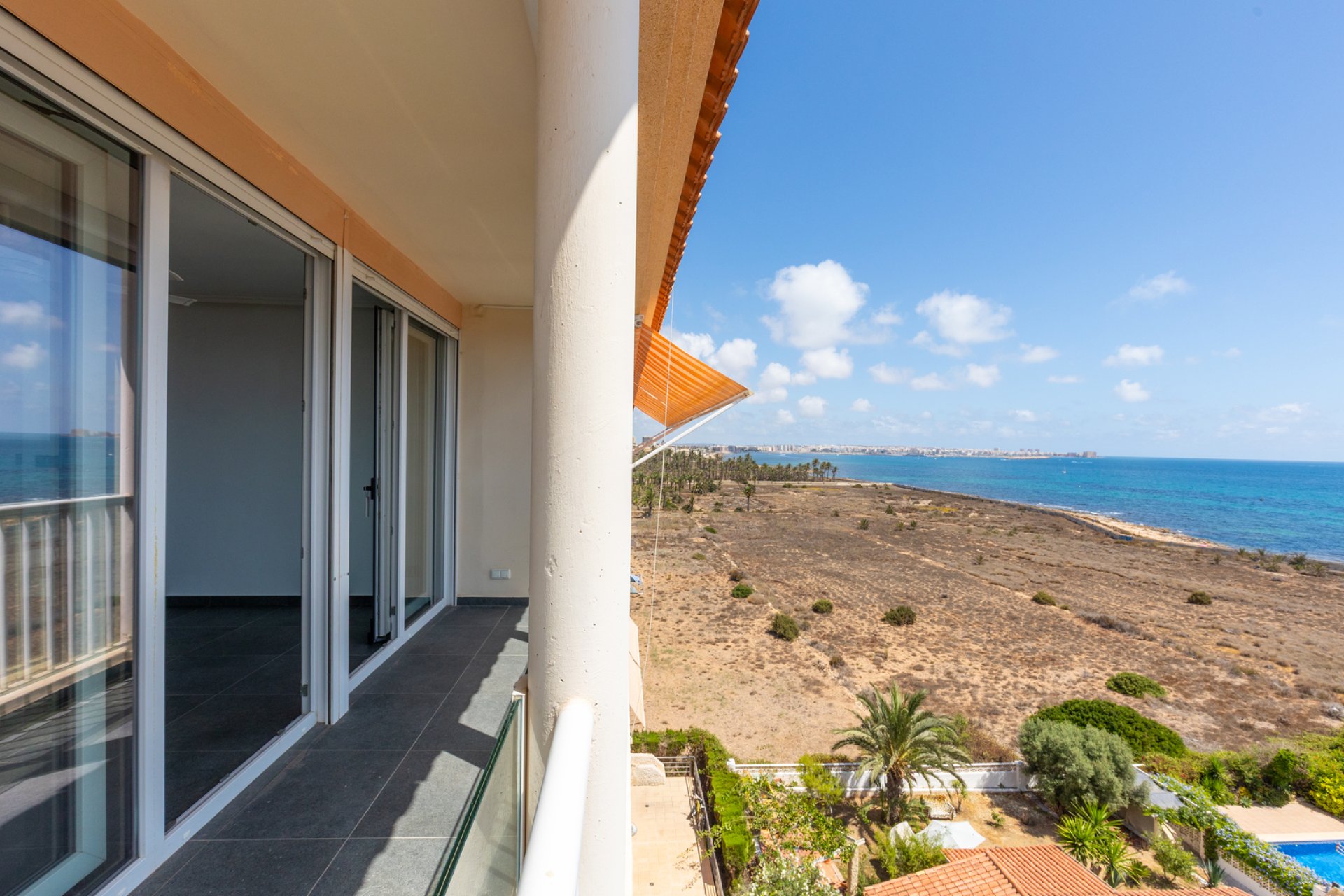 Återförsäljning - Apartment -
Torrevieja - Rocio del mar