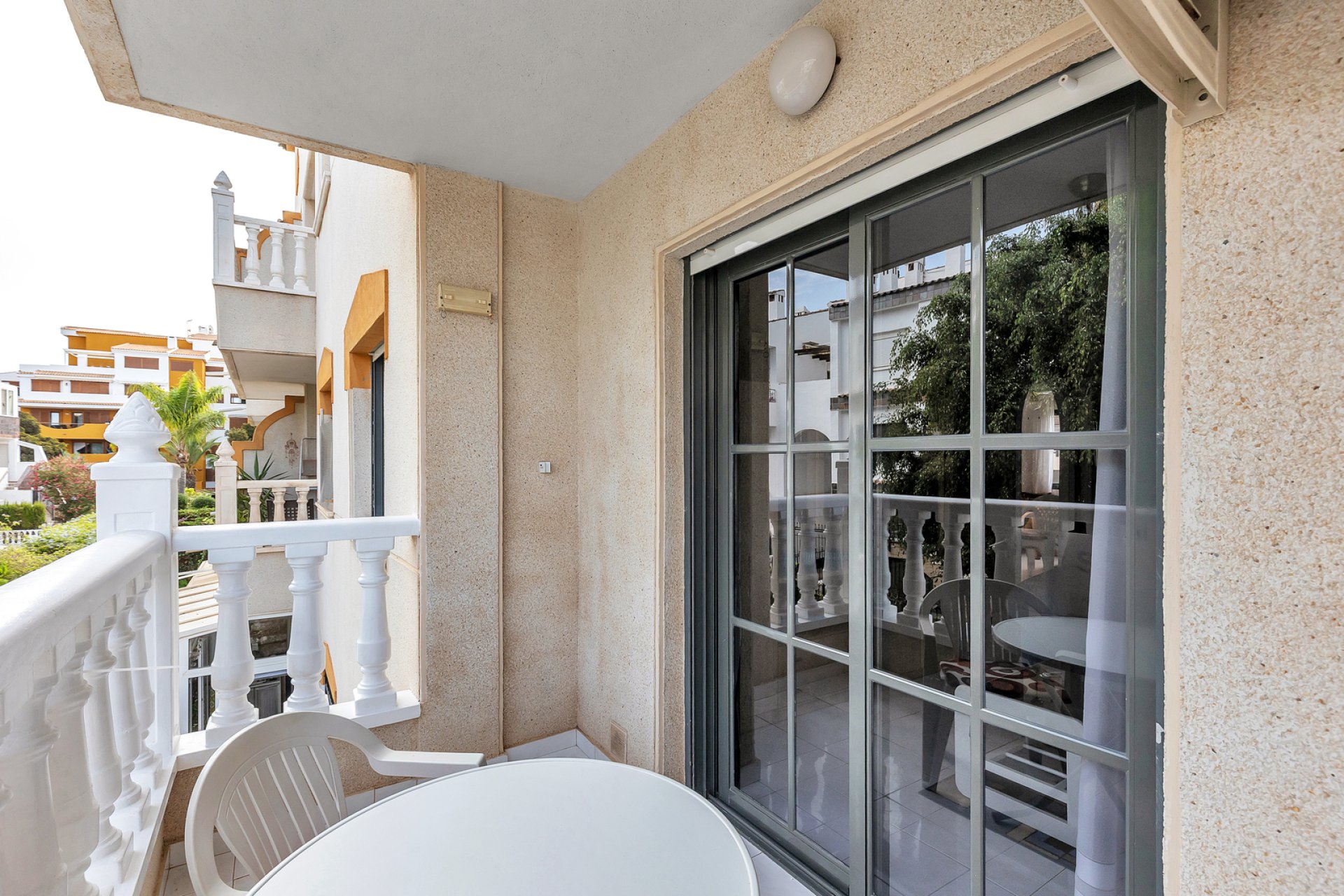 Återförsäljning - Apartment -
Torrevieja - Rocio del mar