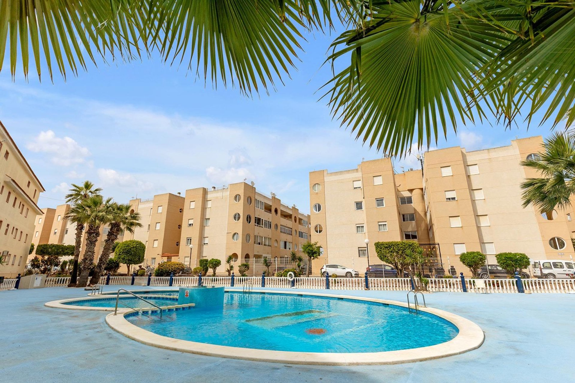 Återförsäljning - Apartment -
Torrevieja - San luis