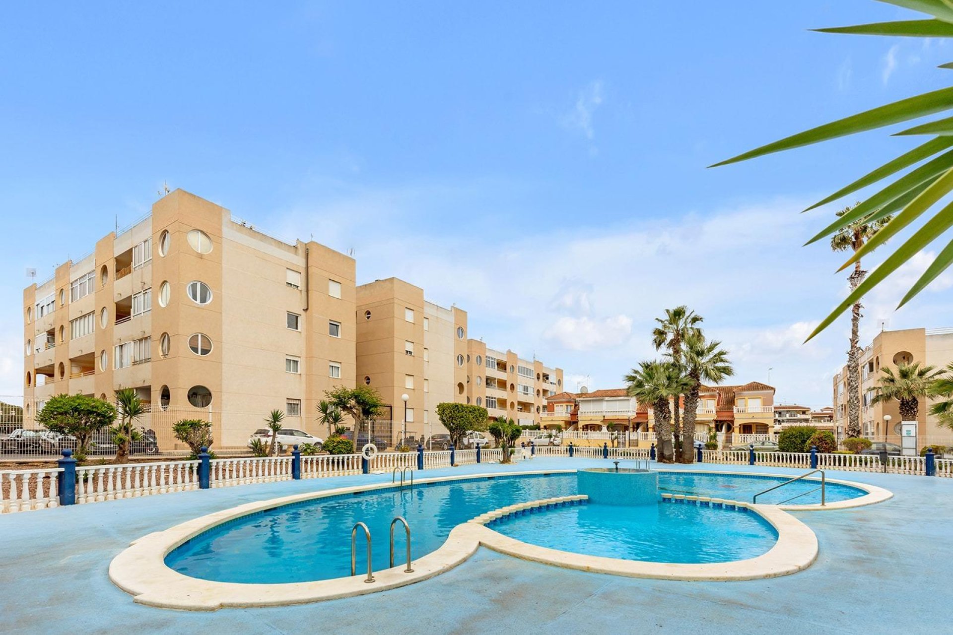 Återförsäljning - Apartment -
Torrevieja - San luis