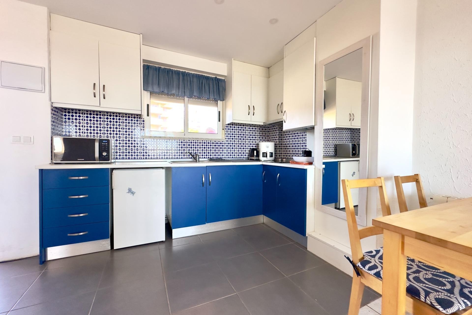 Återförsäljning - Apartment -
Torrevieja - Torreblanca