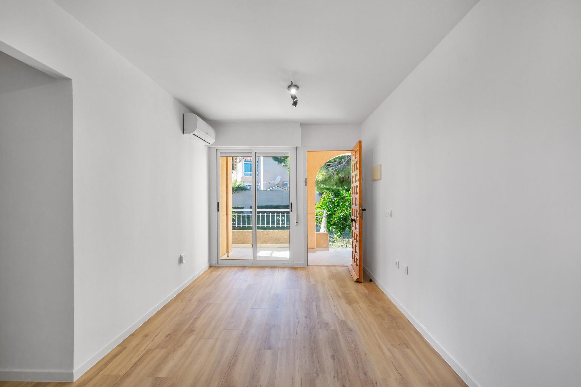 Återförsäljning - Apartment -
Torrevieja - Torreblanca