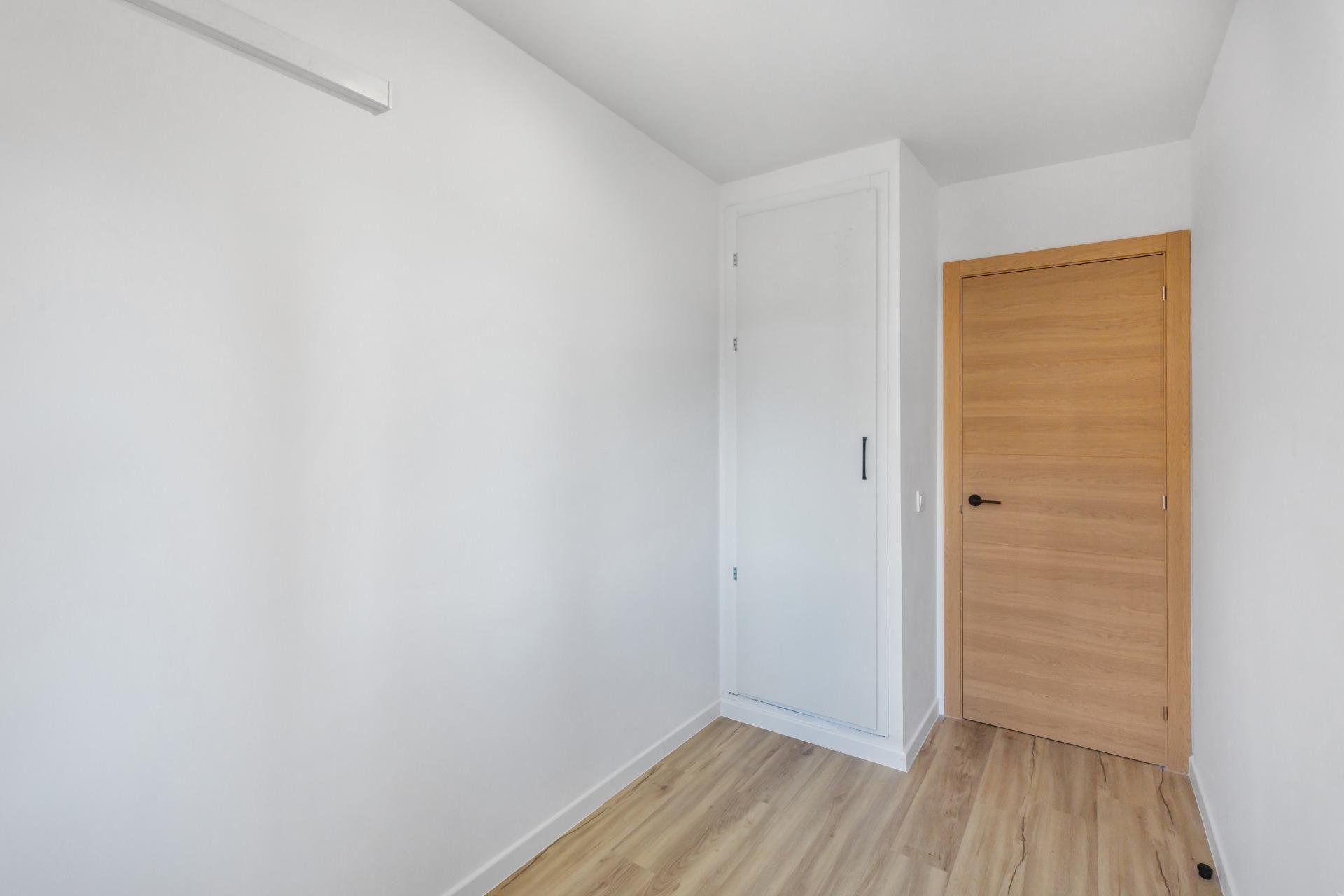 Återförsäljning - Apartment -
Torrevieja - Torreblanca