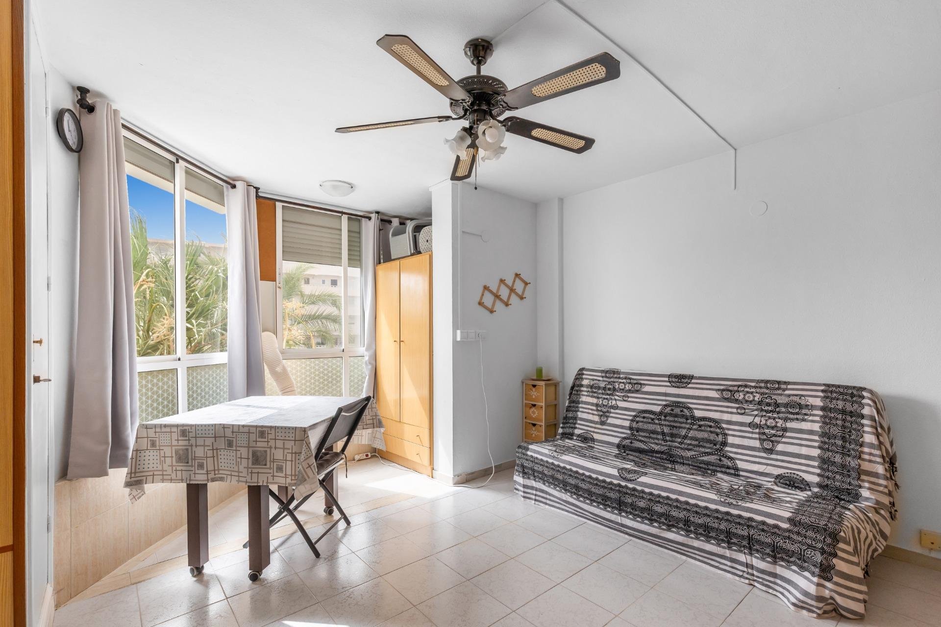 Återförsäljning - Apartment -
Torrevieja - Torreblanca