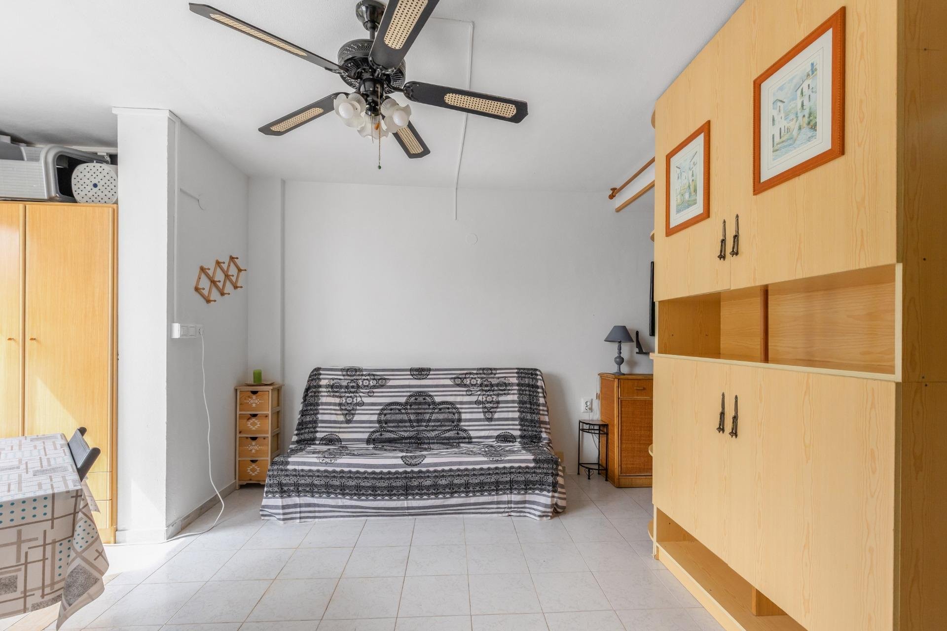 Återförsäljning - Apartment -
Torrevieja - Torreblanca