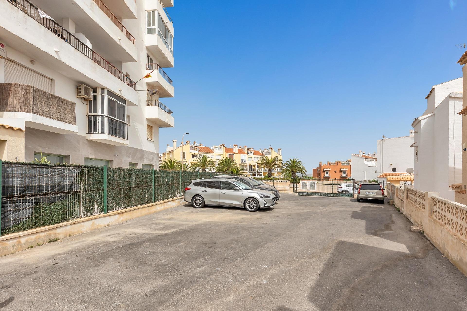 Återförsäljning - Apartment -
Torrevieja - Torreblanca