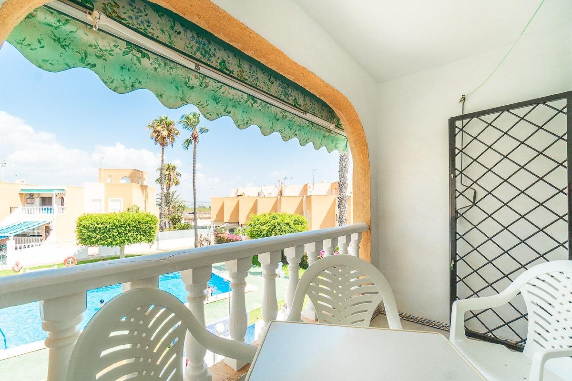 Återförsäljning - Apartment -
Torrevieja - Torreblanca