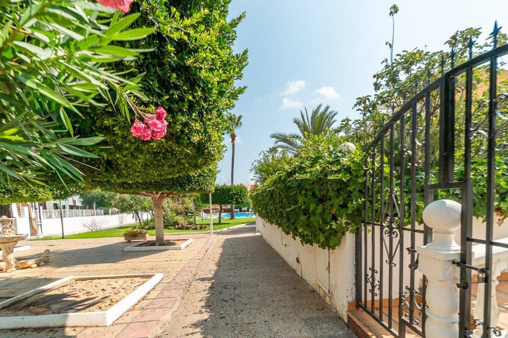 Återförsäljning - Apartment -
Torrevieja - Torreblanca