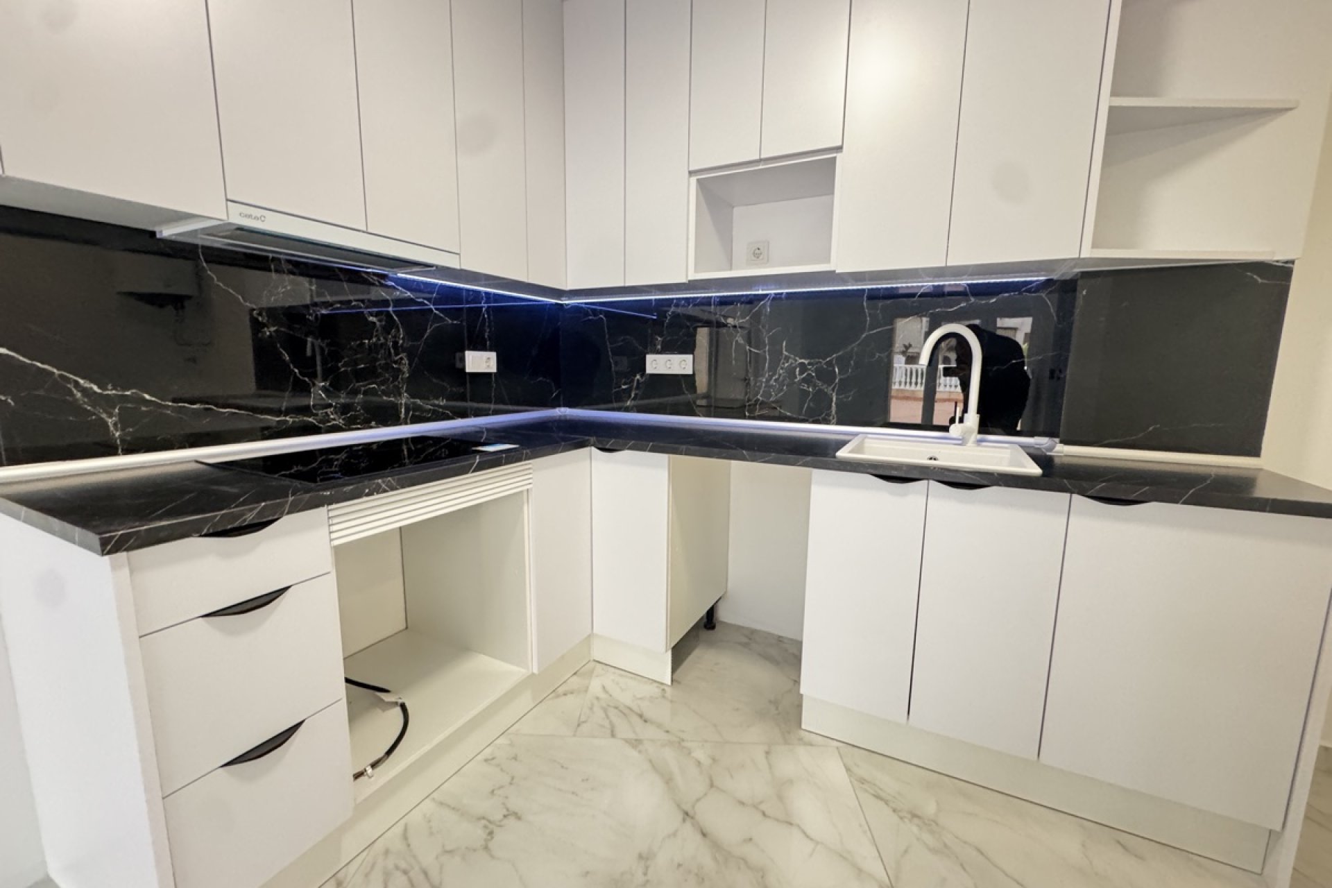 Återförsäljning - Apartment -
Torrevieja