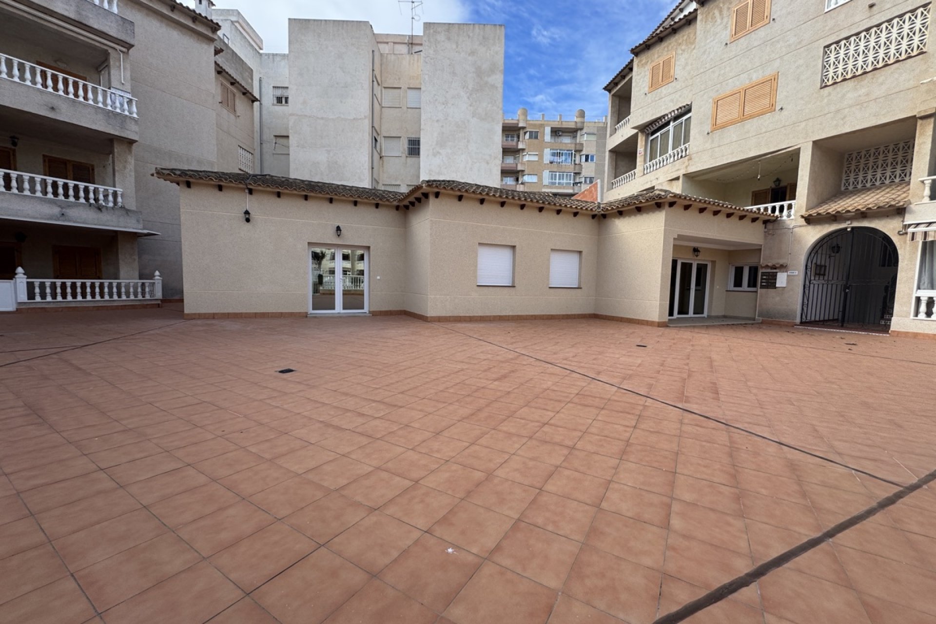 Återförsäljning - Apartment -
Torrevieja