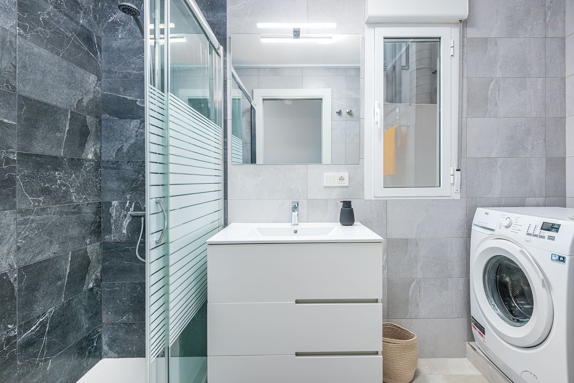 Återförsäljning - Apartment -
Torrevieja