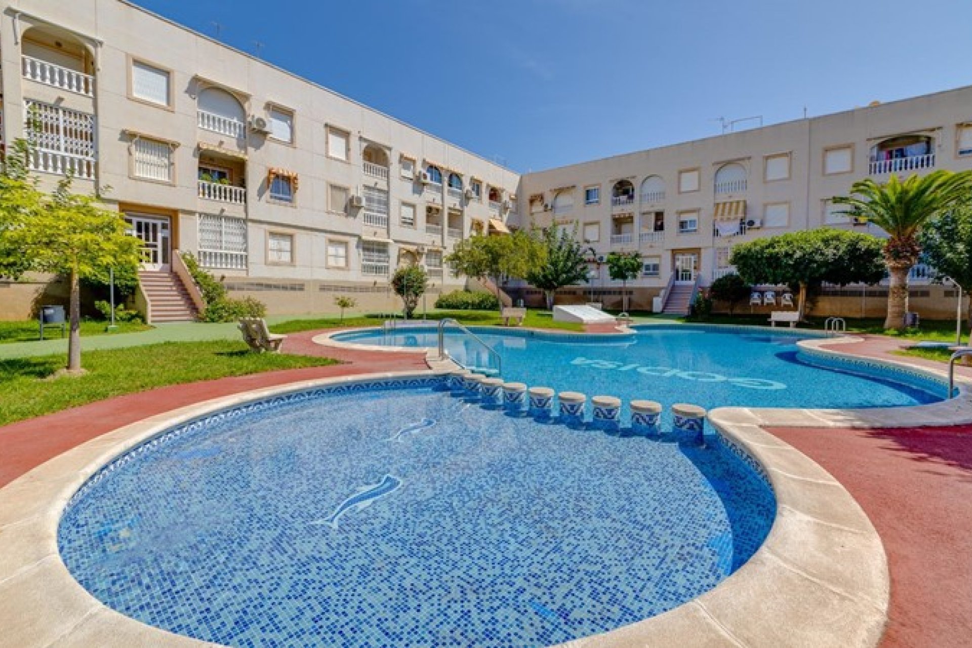Återförsäljning - Apartment -
Torrevieja