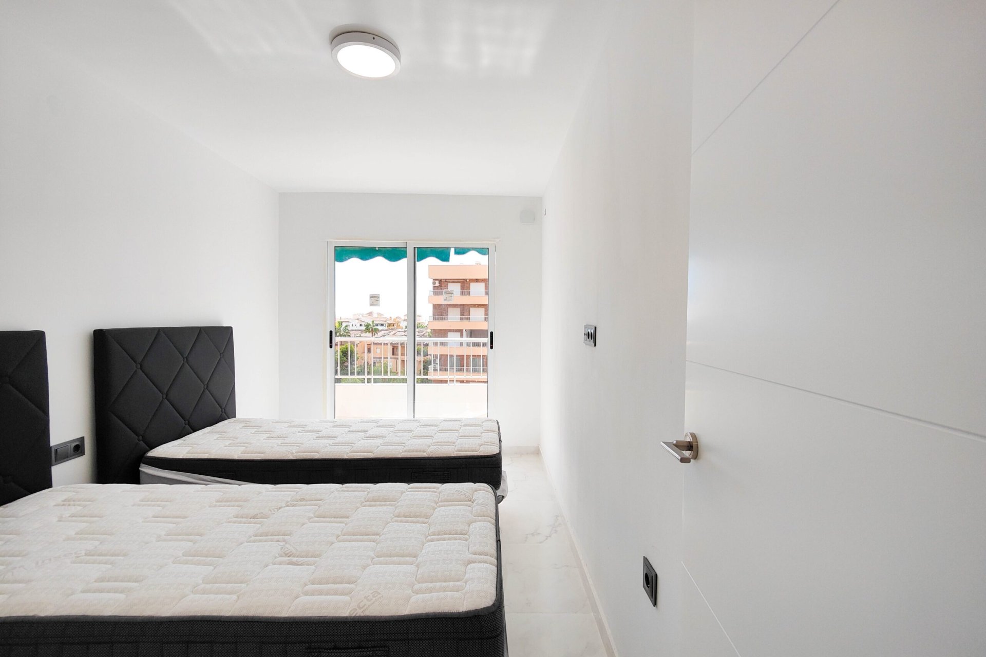Återförsäljning - Apartment -
Torrevieja