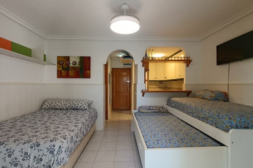 Återförsäljning - Apartment -
Torrevieja